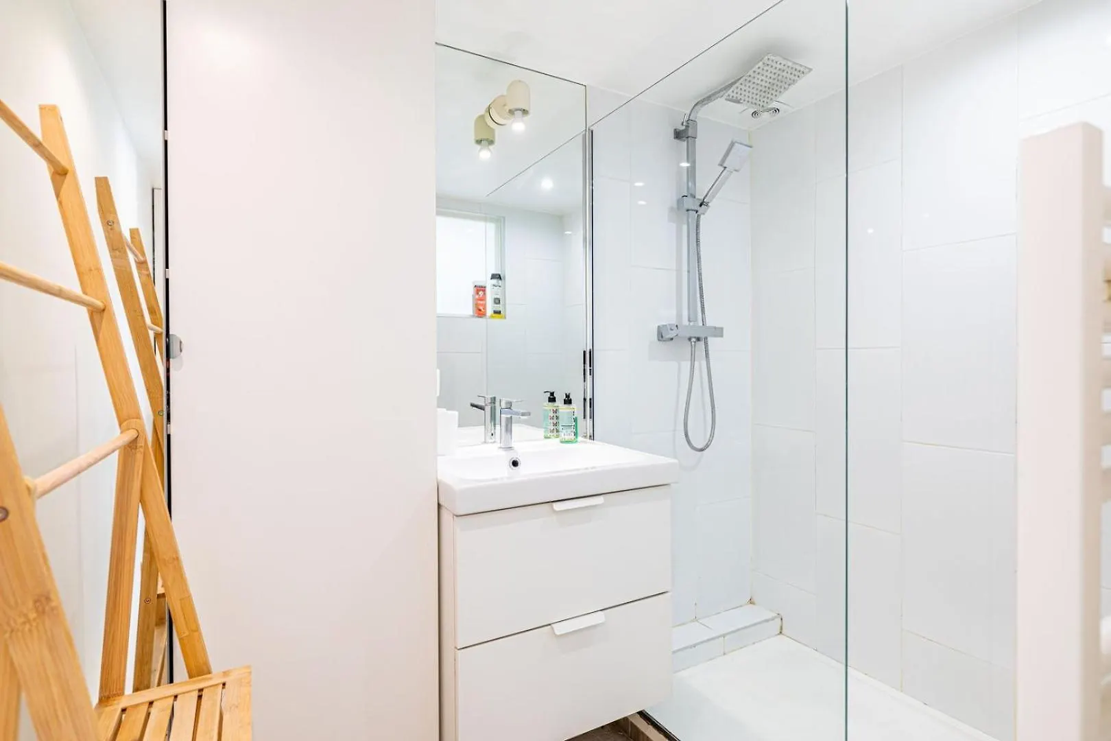 Guestready - Charmant Sejour A 2 Pas Du Sacre-Coeur Apartment Paris